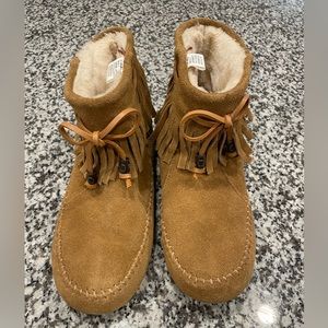 Lucky Brand High Top Moccasins